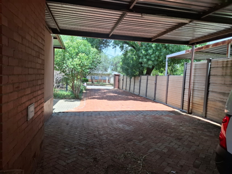 4 Bedroom Property for Sale in Bayswater Free State